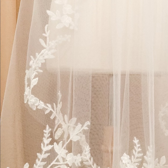 Hijabi custom made long sleeve wedding dress with lace and pearls - Picture 5 of 5